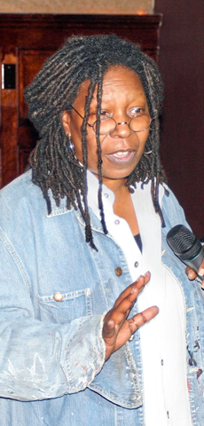 What Is Whoopi Goldberg Height? How tall is she? 